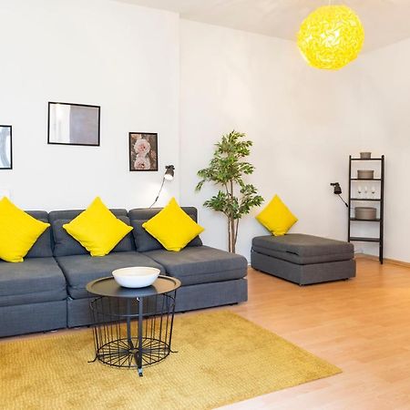 Amazing Apartment 1BR for 7 @Mauerpark PBerg Berlin Bagian luar foto