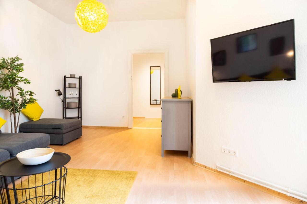 Amazing Apartment 1BR for 7 @Mauerpark PBerg Berlin Bagian luar foto